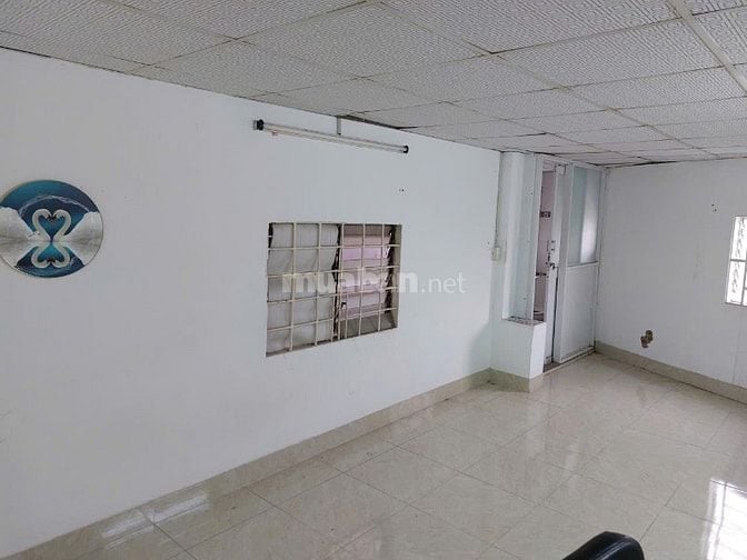 Bán nhà hẻm ba gác 57/28 Dương Văn Cam , 35m2 , hướng Đông, nở hậu