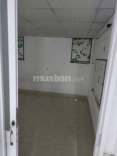 Bán nhà hẻm ba gác 57/28 Dương Văn Cam , 35m2 , hướng Đông, nở hậu