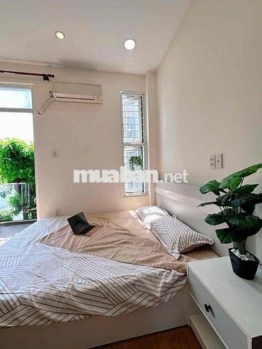Phòng Cho Thuê Full Nội Thất Ban Công Tại Thiên Hộ Dương, Gần Q3, Q1