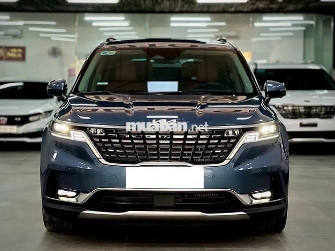 Kia Carnival Signature 2022- 20000 km