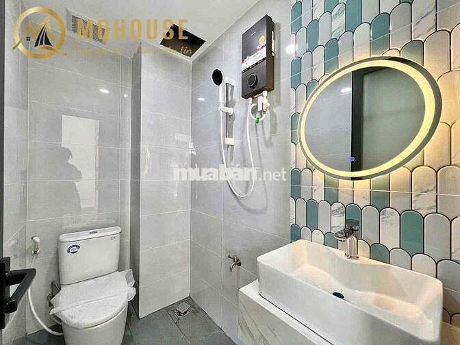 Khai trương Chdv cửa sổ ban công, full nt, gần chợ Phạm Văn Bạch, HCM