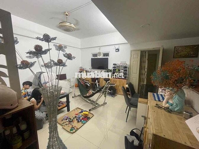 Cần Bán Chung Cư 1050 Đ. phan chu trinh p12 Bình thạnh