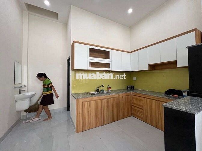 Hẻm 5m, nhà mới, 4pn giá tốt p.Tân thới hiệp, sổ vuông đẹp