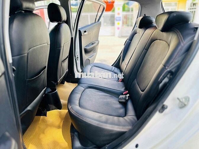 Hyundai i20 2013  1.4 AT -