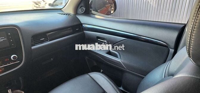 Mitsubishi Xpander 2020 2.0 Đỏ