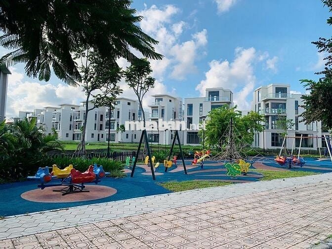 Chính chủ căn biệt thự đơn lập sân Golf 4 tầng 12 tỷ.Sổ đỏ lâu dài