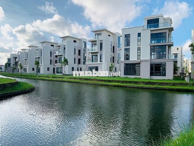 Chính chủ căn biệt thự đơn lập sân Golf 4 tầng 12 tỷ.Sổ đỏ lâu dài