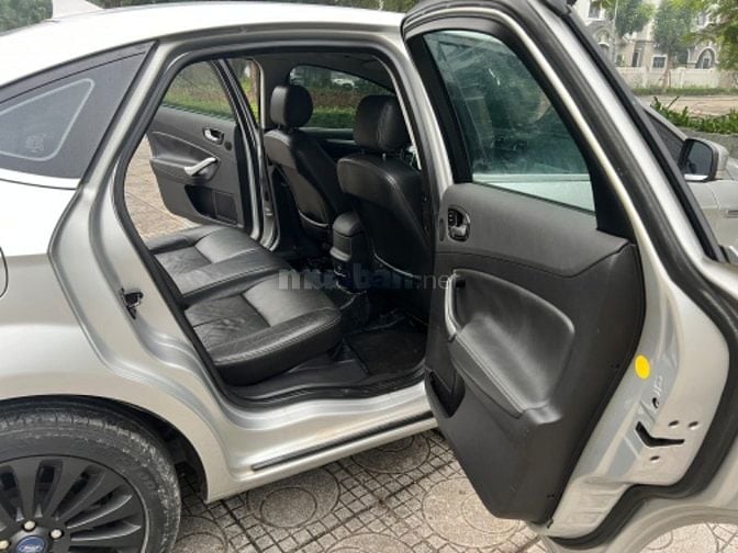 Gua đình cần bán Ford Mondeo 2011 zin hết 