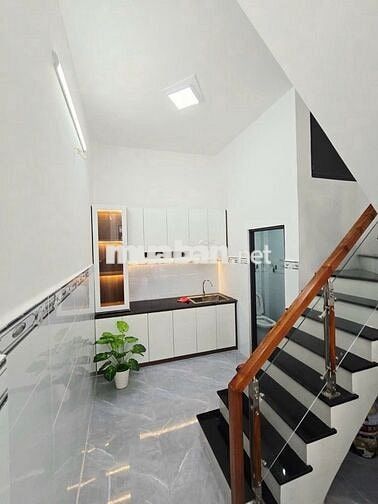 🏠NHÀ KẾ BÊN BÌNH LONG. DT 28M2. 2 TẦNG. G.I.Á 3 T💰Ỷ HƠN TRUNG BÌNH XÍU