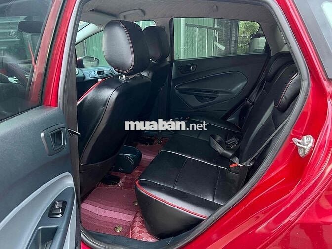 Ford Fiesta 2013 1.6 AT Hatchback - 107000 km