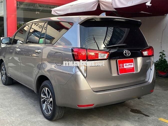 Innova 2.0G AT 2023 9706 km - có giảm KH thiện chí