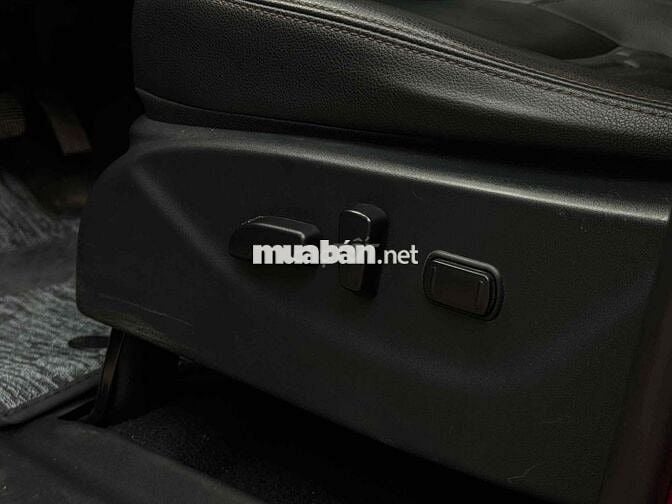 Nissan Navara 2021 VL 2.5 AT 2WD - 50000 km