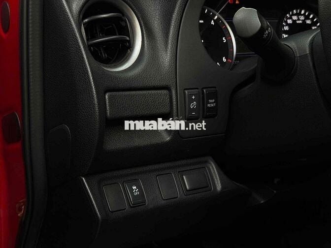 Nissan Navara 2021 VL 2.5 AT 2WD - 50000 km