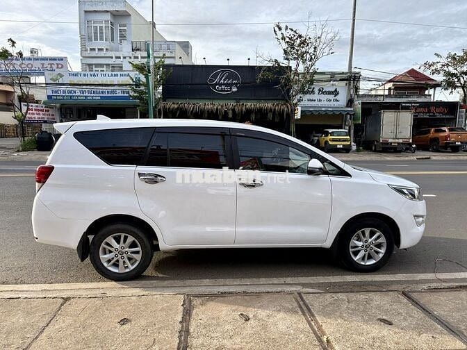 Toyota Innova 2019 2.0E - 94000 km