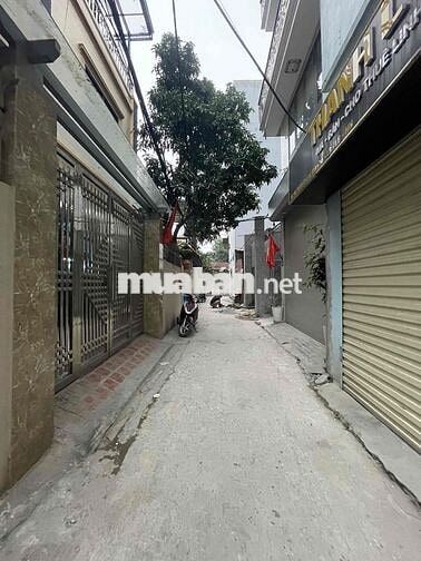 đất thổ cư . Nguyễn Văn cứ Long biên *** một mảnh