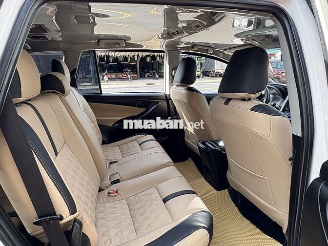 Toyota Innova 2019 2.0E - 94000 km