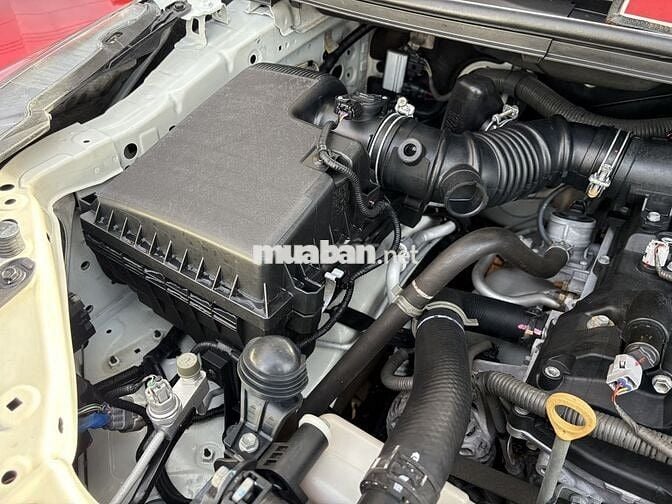 Toyota Innova 2019 2.0E - 94000 km