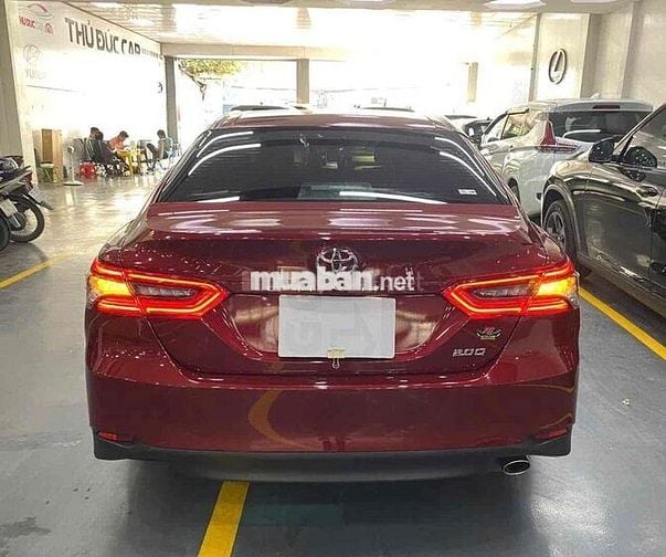 Toyota Camry 2022 2.0 Q 17000 km