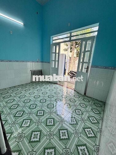 Nhà C4 Dĩ An ở ngay. DT: 57m2, sổ riêng, chỉ hơn 2 tỷ