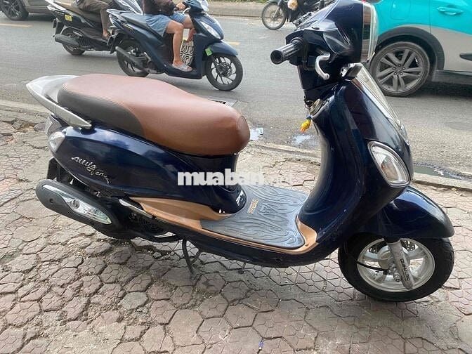 xe Venus Fi 125 xanh