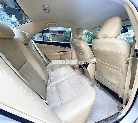 Toyota Camry 2.0E 2015 ĐK 2016 1 chủ BD full hãng