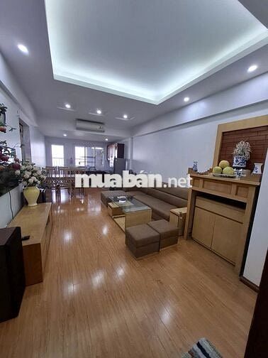 Siêu phẩm có1-0-2!Green House CT17 Việt Hưng,2PN,Tầng cao,View hồ,5 tỷ