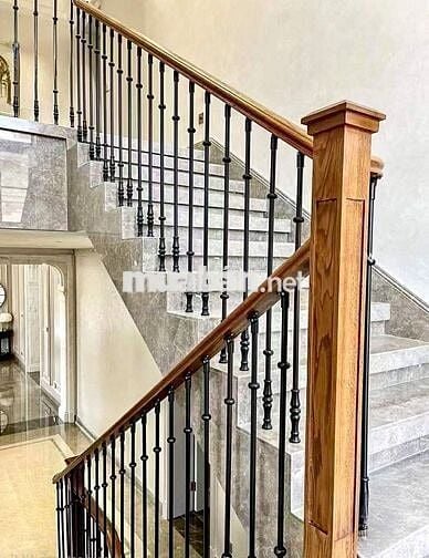 Cho thuê nhà, Vỉa hè, THANG MÁY, pccc, 94m2- 5T, Phố Láng Hạ_32 Tr