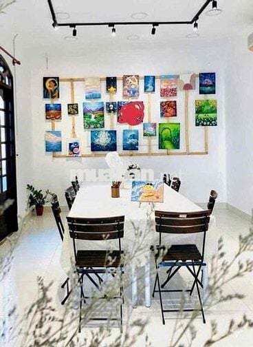 Cần Gả Em Biệt Thự Trắng Luxury Ngay Trung Tâm Phú Nhuận