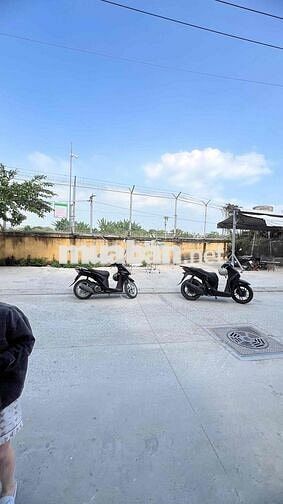 💖💖💖Cho thuê nhà nguyên căn 4 Phòng ngủ đường 8m nguyễn Thị Hương Nhà è