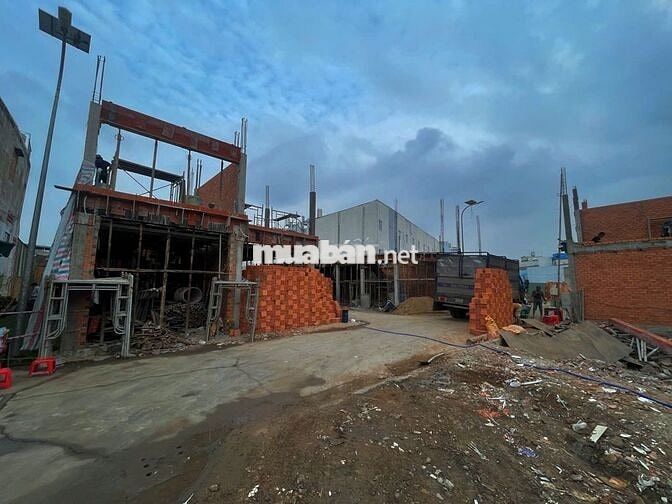 NHÀ PHỐ 3,5 TẤM GẦN TRUNG TÂM XE HƠI VÀO TẬN NHÀ , SHR, 50M2 , TT 15%