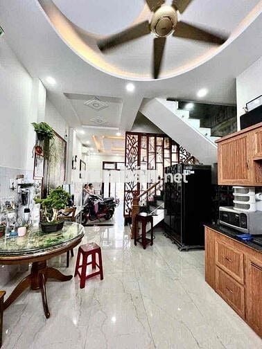 Nhà 4 tầng đẹp Bà Hom Q6 58m2 ( 5n x 11.5m) ở hoặc cho thuê