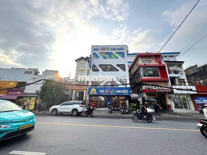 🏛8,3mx20m🏛 Tòa nhà 4 tầng❌Mặt tiền số 7-9 Nguyễn Gia Trí, Q.Bình Thạnh