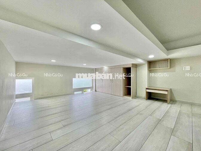 Duplex ban công, full nthat, gác cao phòng siêu rộng ngay ETown, ga T3