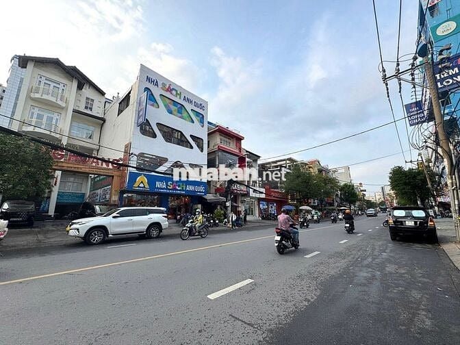 🏛8,3mx20m🏛 Tòa nhà 4 tầng❌Mặt tiền số 7-9 Nguyễn Gia Trí, Q.Bình Thạnh