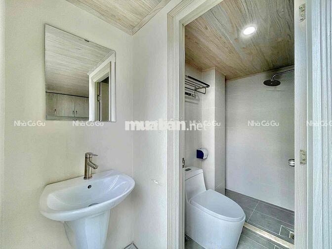 Duplex ban công, full nthat, gác cao phòng siêu rộng ngay ETown, ga T3