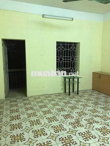 Cho thuê tập thể tầng 5 - Phố Chùa Bộc - 80m2 - 2 ngủ