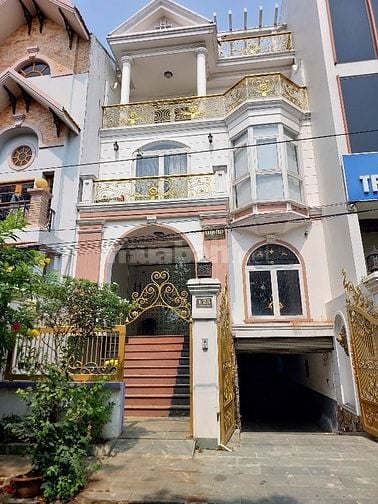 Biệt thự MT lô F đường Lê Thị Riêng 7x20m , 3 lầu + hầm, giá 30 triệu