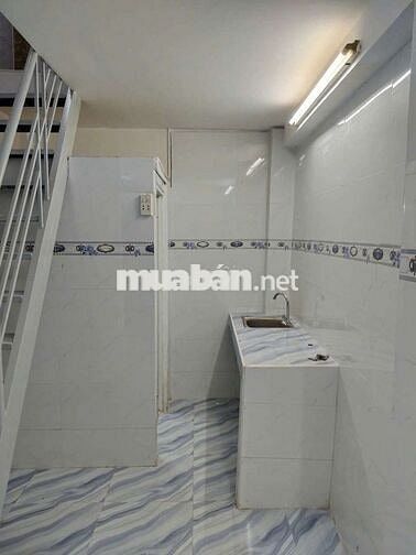 Bán nhà ngay Trung Tâm.Q.6. Cách mặt tiền đường hậu Giang vài căn