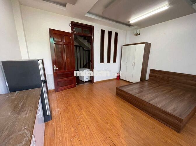 Cho thuê phòng trọ full đồ ban công thoáng sáng - Phố Vũ Ngọc Phan