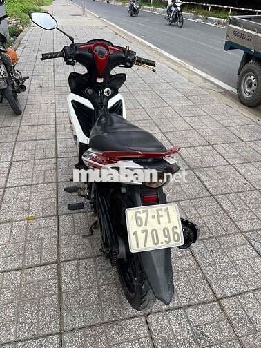 Yamaha Exciter 135 Trắng Đen Đỏ