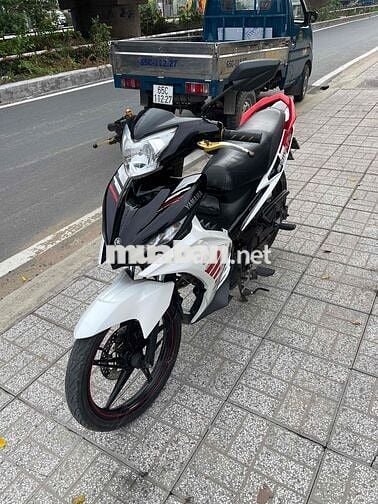 Yamaha Exciter 135 Trắng Đen Đỏ