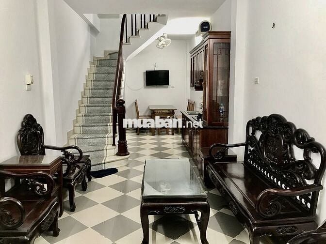 Nhà ngõ 26 phố Trần Thái Tông - Diện tích 38m2 x 4 tầng có nội thất