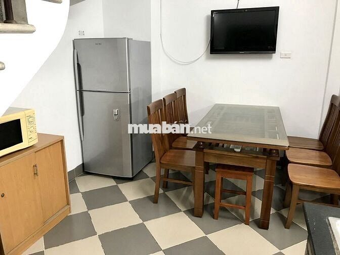 Nhà ngõ 26 phố Trần Thái Tông - Diện tích 38m2 x 4 tầng có nội thất