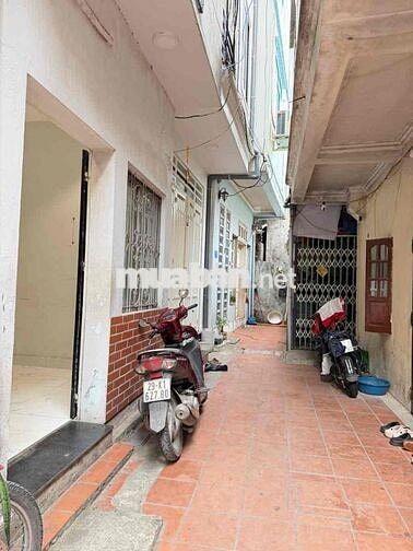 Bán nhà Ngọc Thuỵ 30m2 x3 tầng gần Khai Sơn giá nhỉnh 5,6 tỷ