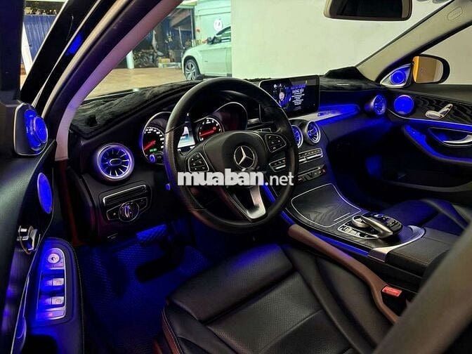 Mercedes-Benz C200 2018 Đen 52000 km