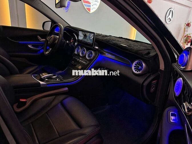 Mercedes-Benz C200 2018 Đen 52000 km