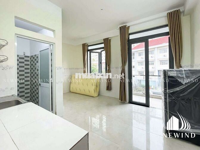 Khai trương căn hộ ban công rộng – full nội thất Phường Phú Mỹ