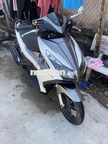 Honda Air Blade Fi 2015 125cc Trắng bạc biển 83
