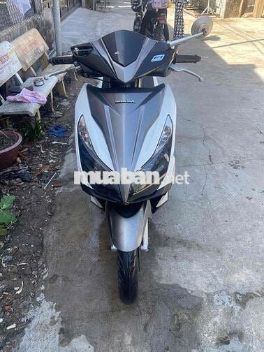 Honda Air Blade Fi 2015 125cc Trắng bạc biển 83