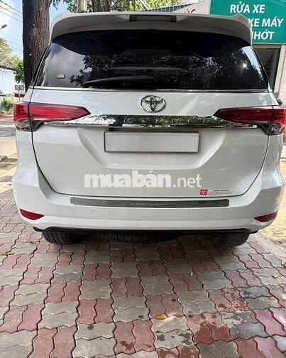 Toyota Fortuner 2022 Trắng
